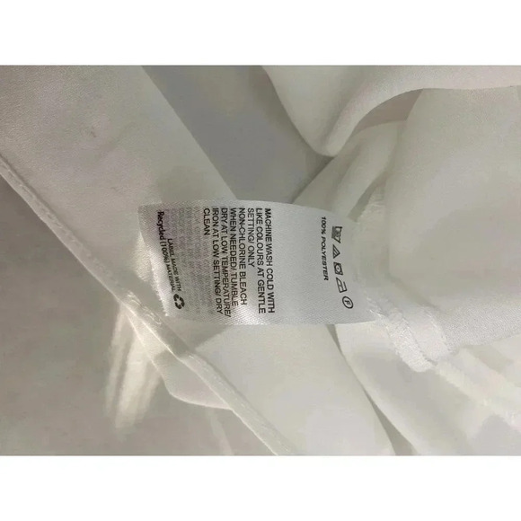 Halston sleeveless belted blouse top - Picture 5 of 5